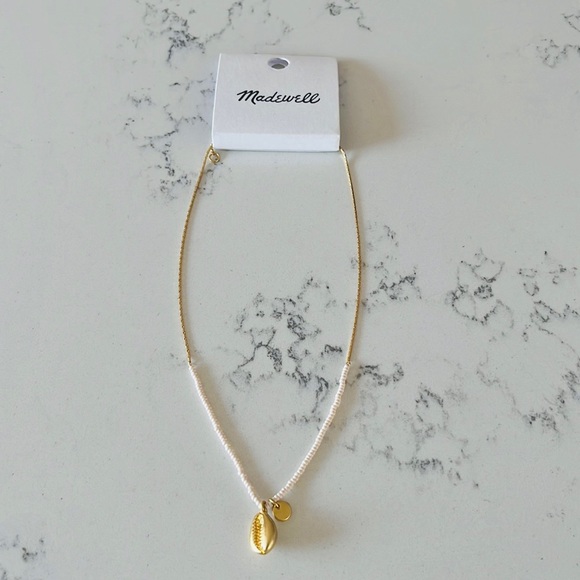 Madewell Shell Seed Bead woman’s Necklace - Picture 4 of 11